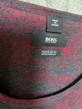 Boss Heathered Red and Black Crew Neck Tee
